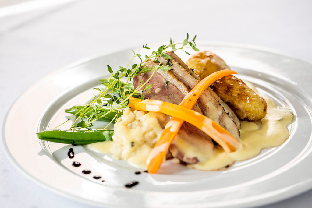 Mat ved Straand Hotel