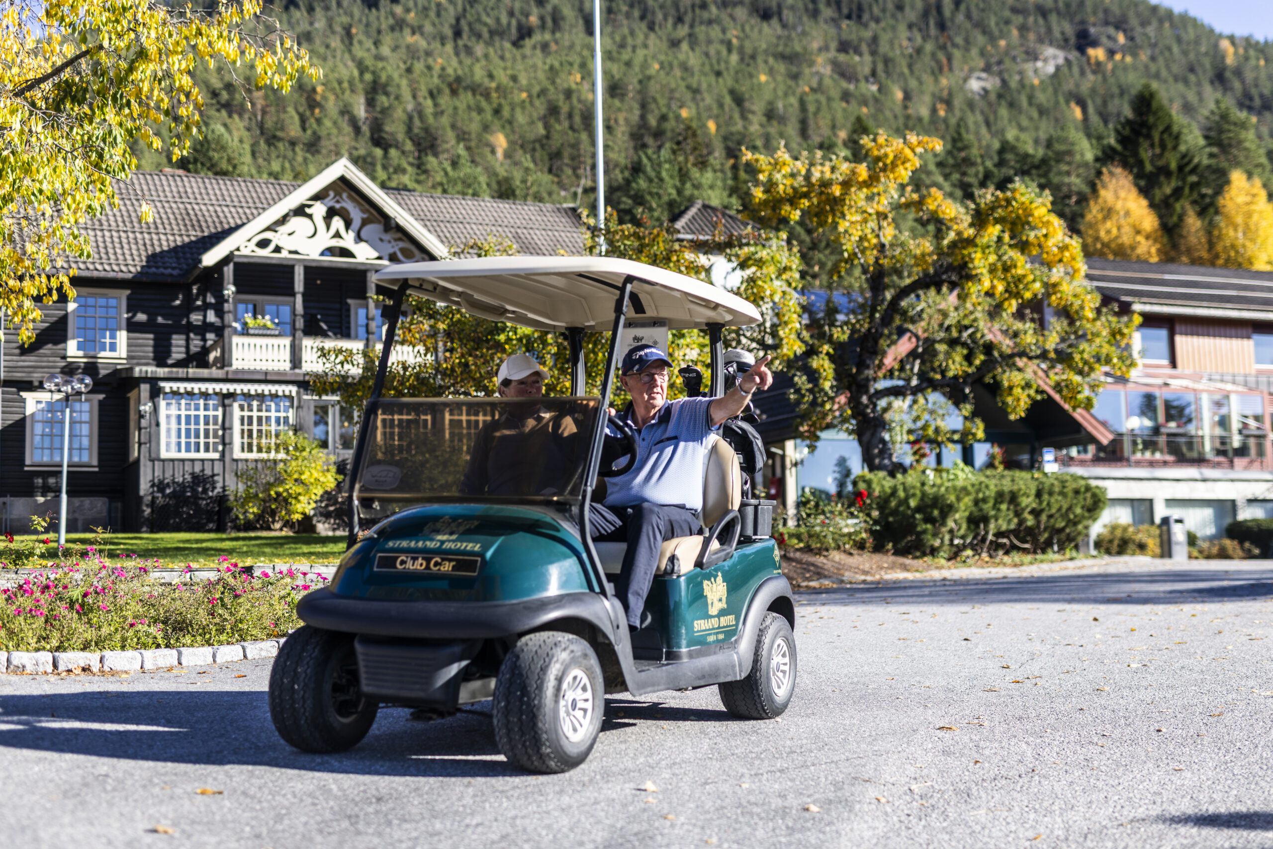 Seniorer ved Straand Hotel