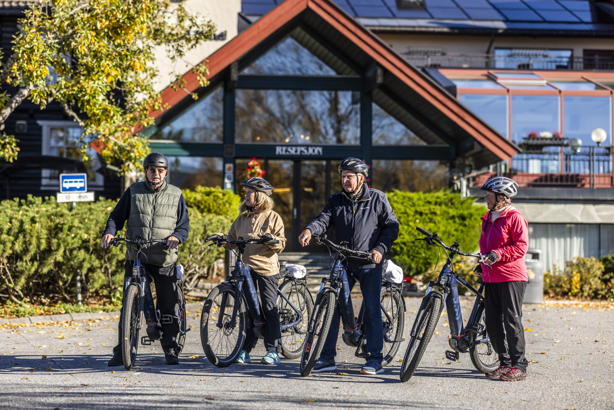 Seniorer ved Straand Hotel